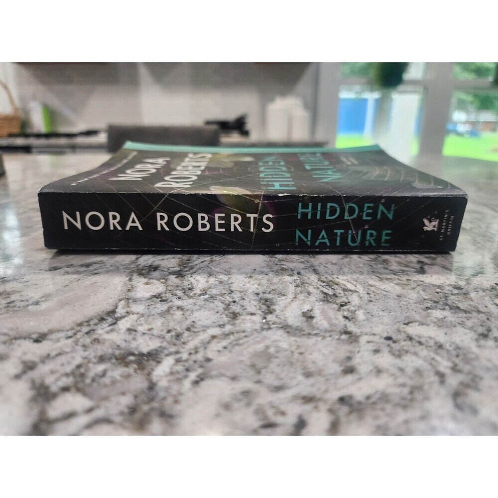Hidden Nature Paperback Nora Roberts - Picture 6 of 7